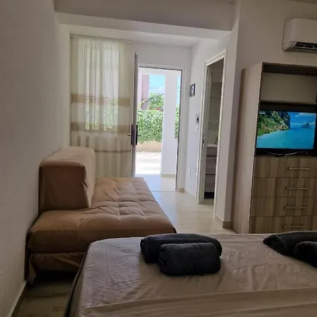 Apartment Albi Apartament Golem (Tirana)
