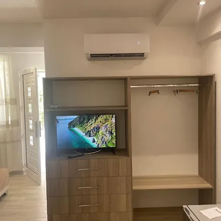 Albi Apartament Golem (Tirana)